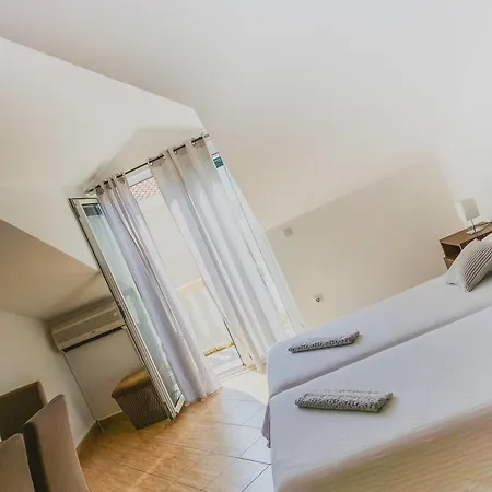 Gasthuis Venera 3*